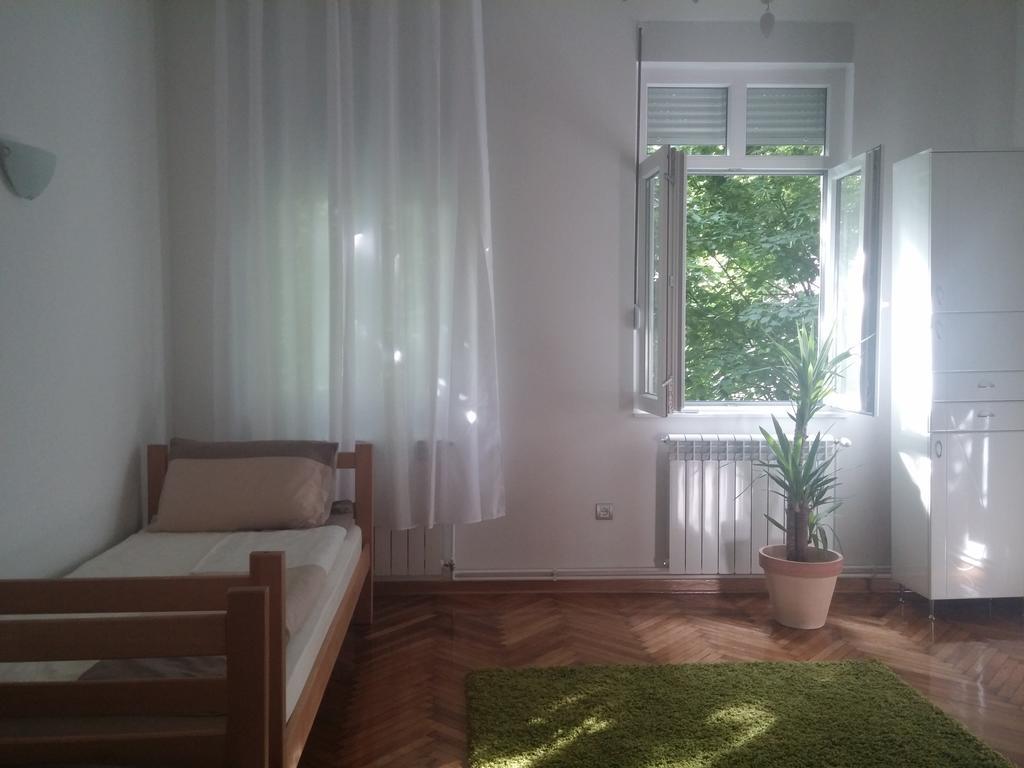 Cricket 2 Hostel Belgrad Zimmer foto