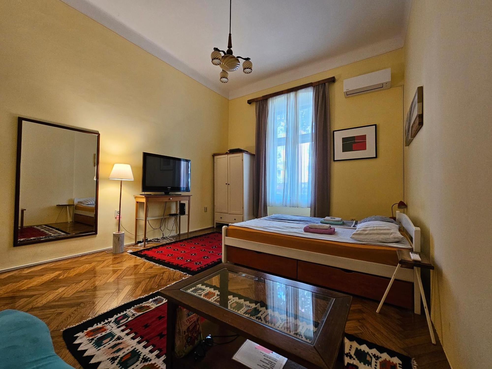 Cricket 2 Hostel Belgrad Exterior foto