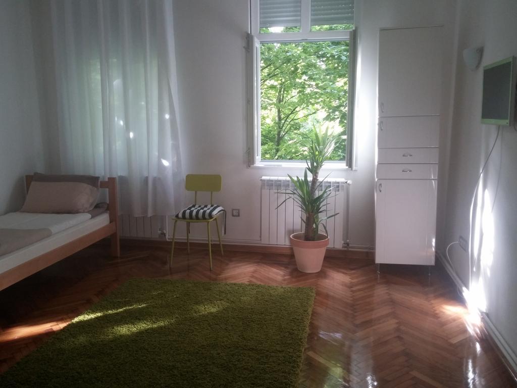 Cricket 2 Hostel Belgrad Zimmer foto